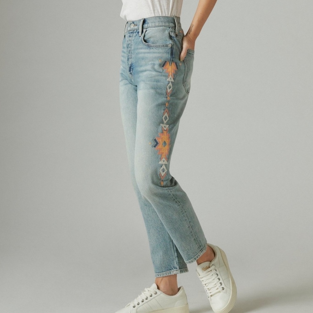 Lucky Brand Drew Mom Jean Amaragosa Tribal Embroidered